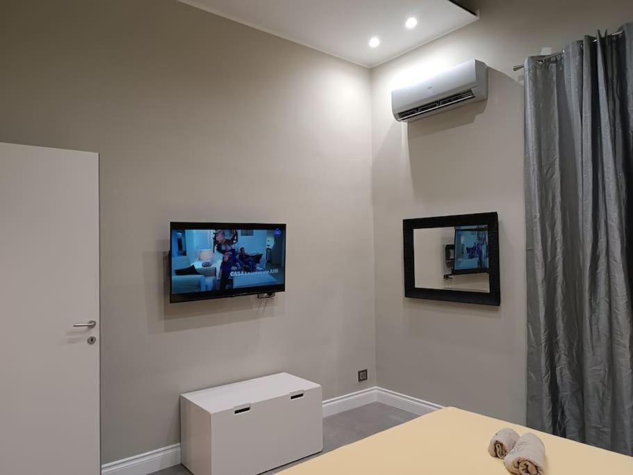Ba Luigi Apartment Bari Luaran gambar
